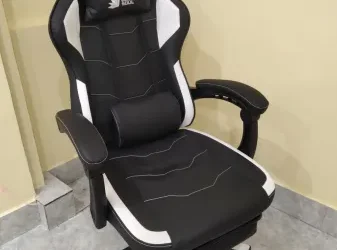 Green Soul Blade Gaming Chair With Footrest