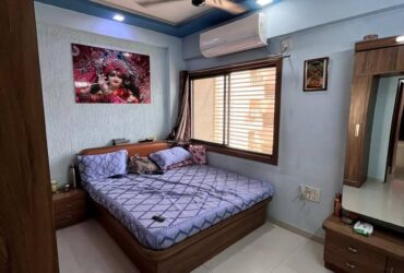 Ready to Move Furnished 3 BHK Corner Flat in Ahmedabad