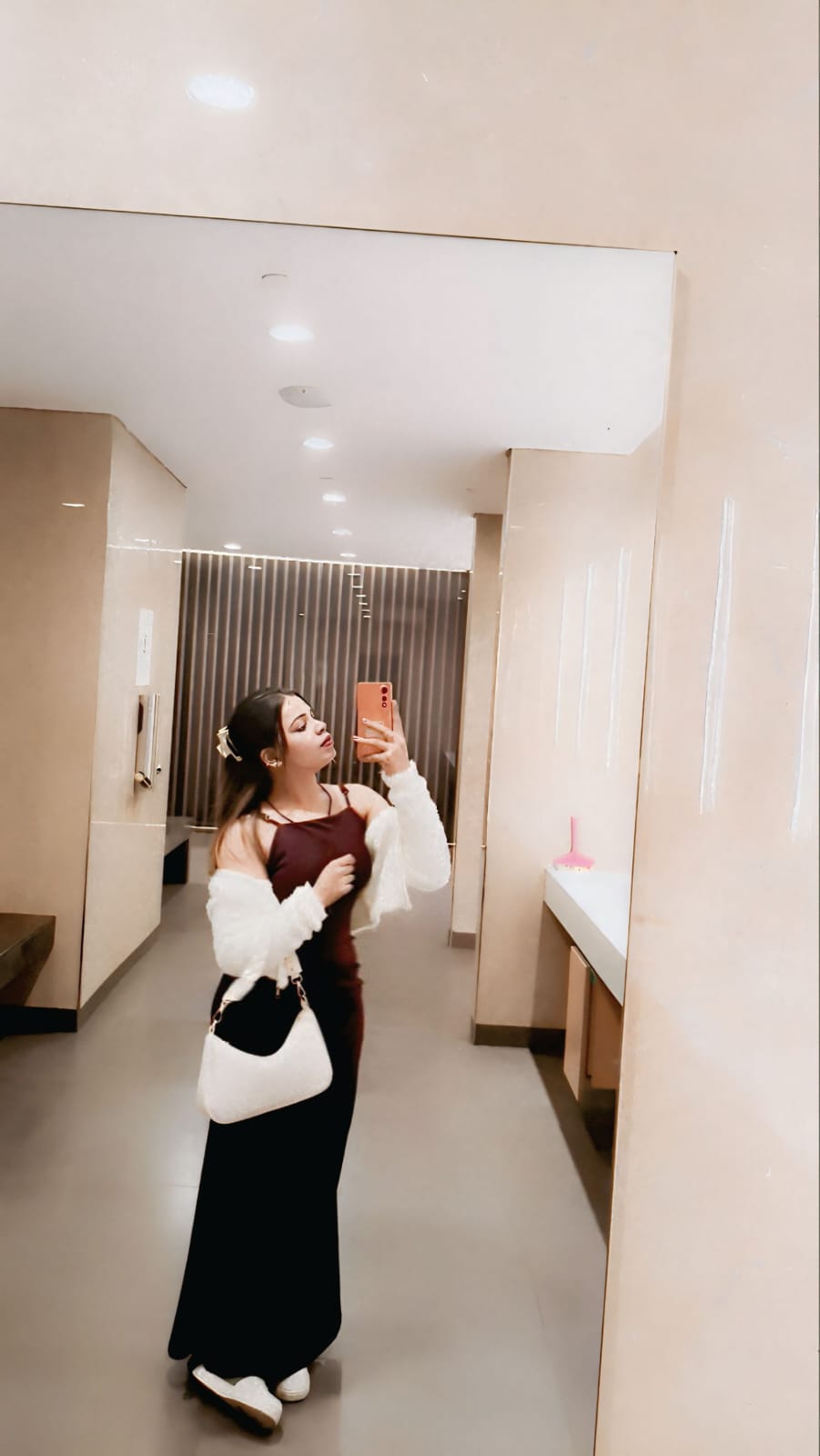 Real (Gfe) Call Girls in Safdarjung Enclave Delhi & VIP Service – 9220592151