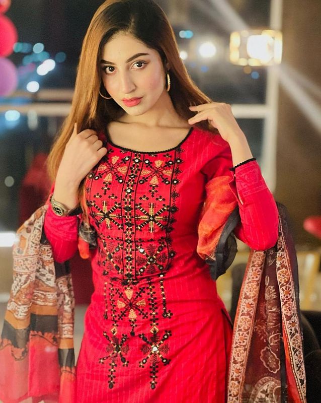 Call GIrls in Akshardham Delhi –8375000188 Escorts Service