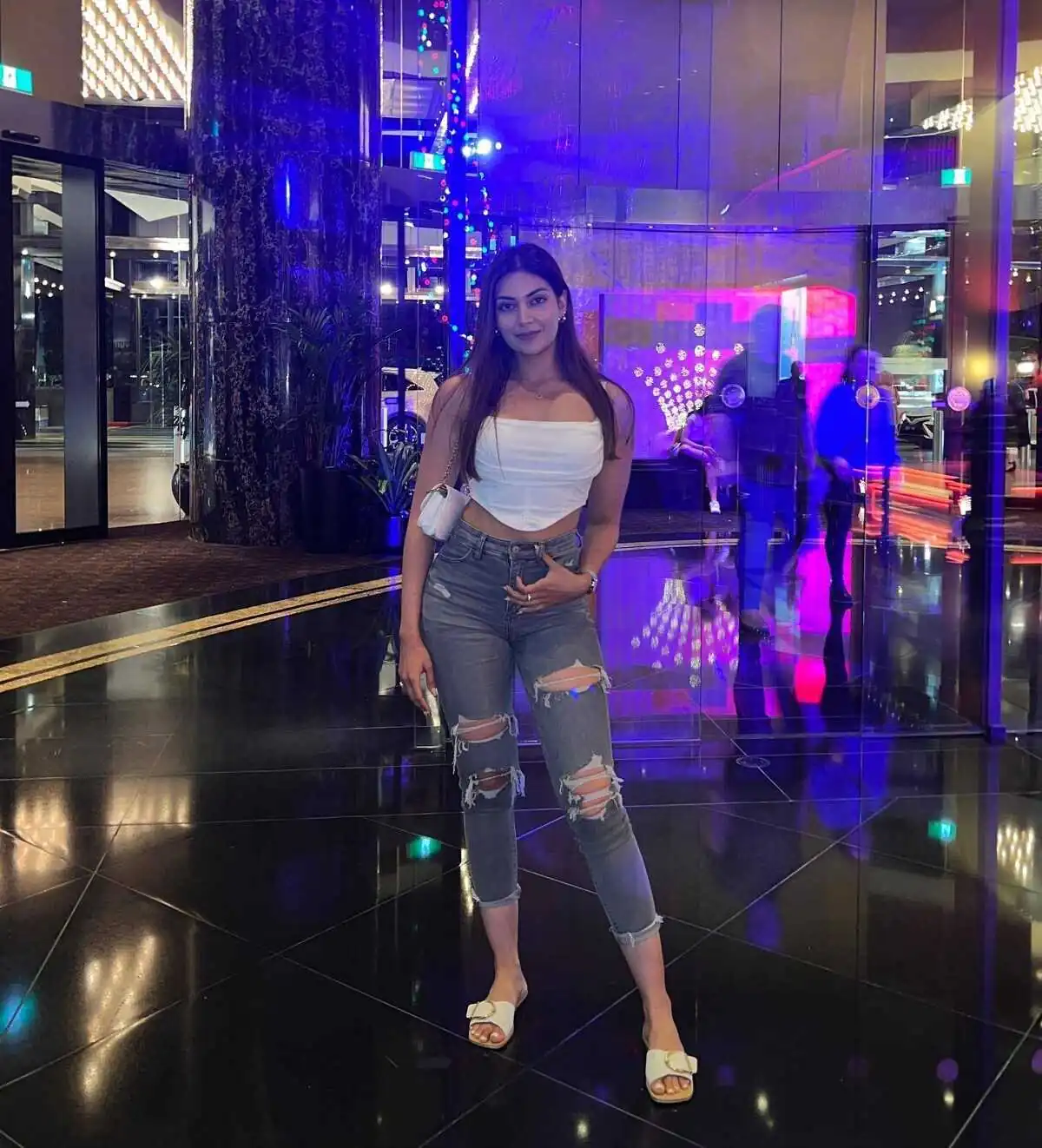 Call Girls in Connaught Place ꧁❤️ 8860280117 ❤️꧂ Escorts Service