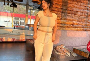 Call Girls In Geeta Colony 9711014705 Escort Service