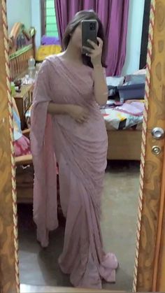 Hot Busty  Escorts Service In Noida 43꧁❤ 98990T01462❤꧂Call Girls Service In Noida Sector 43