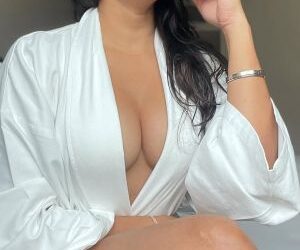 Call Girls In Lajpat Nagar (7827277772) Call Girls Delhi Available