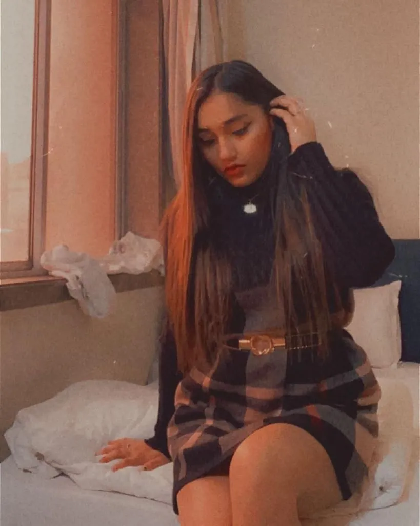 Reliable Meet Call Girls In East Of Kailash | 8588800188