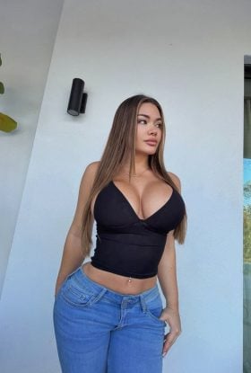 Call Girls In Dwarka 9958659377 दिल्ली Service 𝟏𝟬𝟬%Genuine