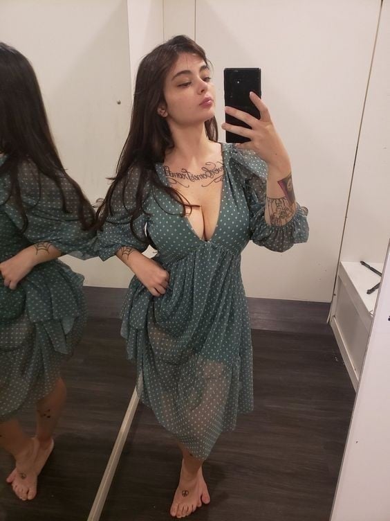 flexible Radisson Gurugram Udyog Vihar Call girls Delhi +919220592151 Vip Indian Call girl Delhi Ncr