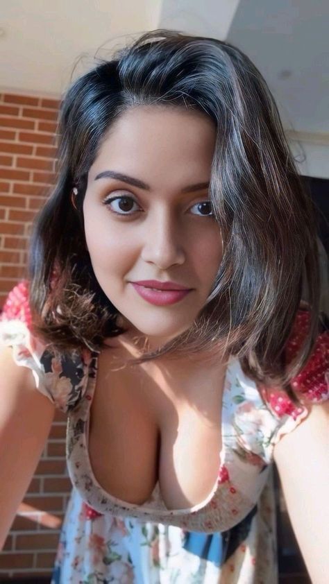 Escort* Service* in ?Delhi ☎️꧅ 9958O♐18831✔️%Call Girls) in Bhogal (Delhi)