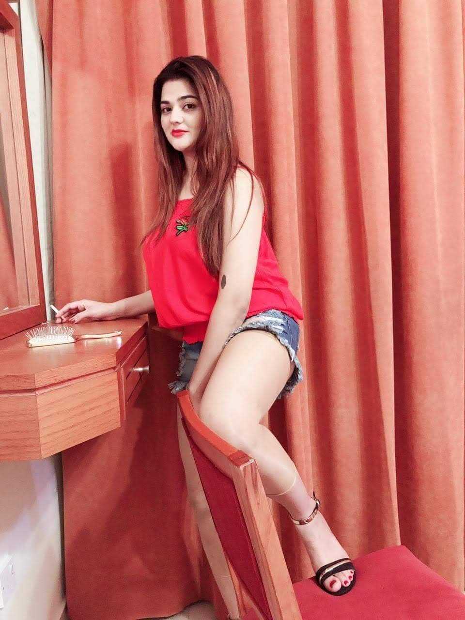 Escort* Service* in ?Delhi ☎️꧅ 9958O♐18831✔️%Call Girls) in Sant Nagar (Delhi)
