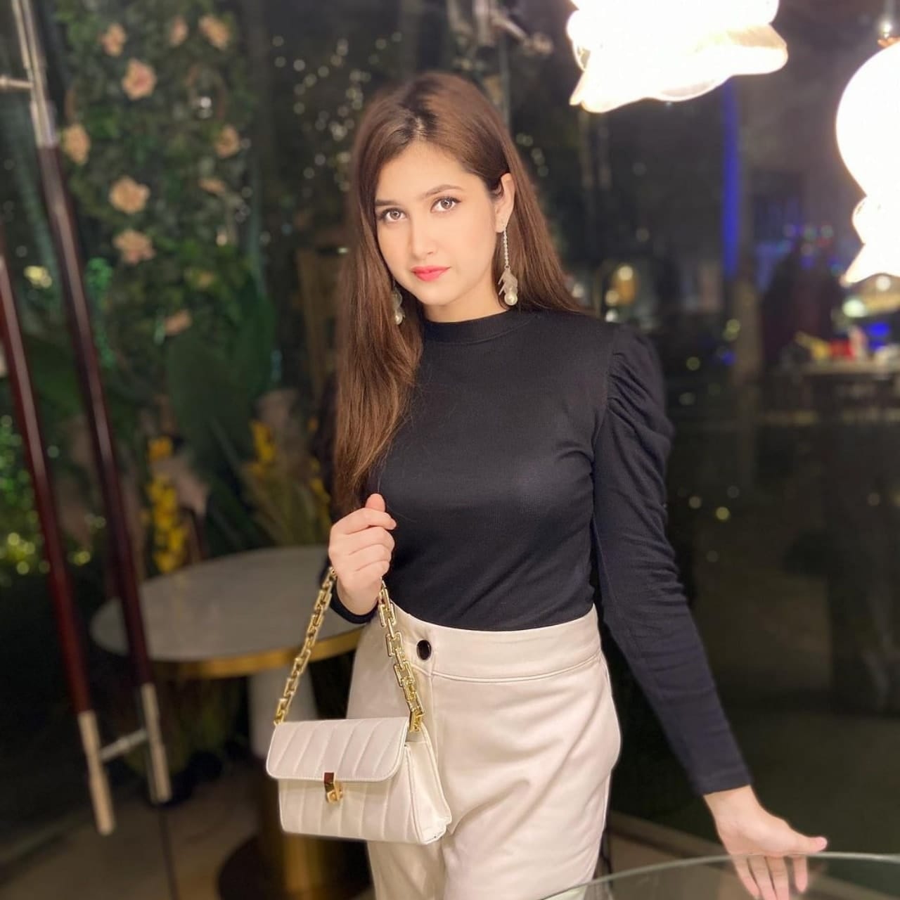 flexible Sarai Rohilla Call girls Delhi +919220592151 Vip Indian Call girl Delhi Ncr