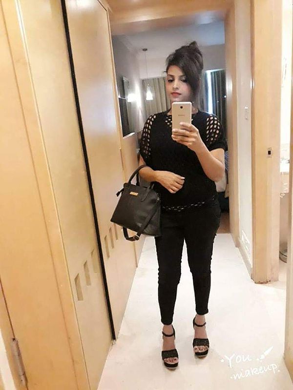 Parel Call girls Escorts +919990222242, Bhandup West Call girls Escorts +919990222242, Juhu Call girls Escorts
