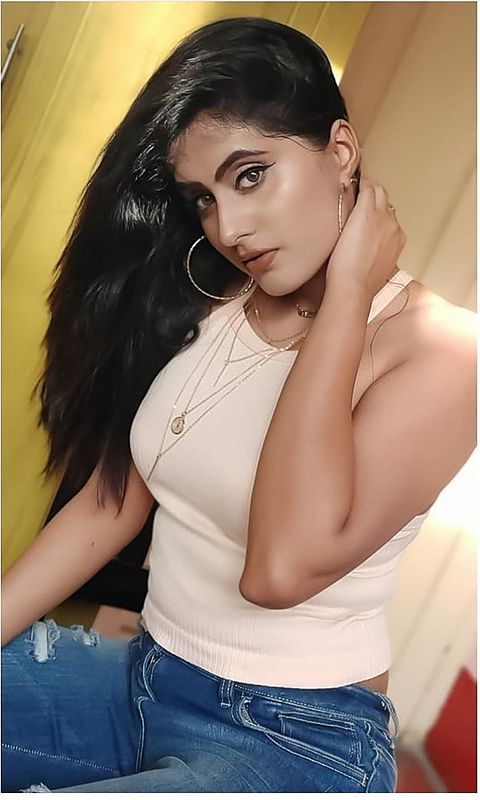 Nariman Point Call girls Escorts +919990222242, Bandra Kurla Complex Call girls Escorts +919990222242, Mumbai Call girls Escorts +919990222242