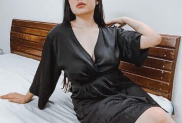 Book Hot Call Girls in Greater Noida 9990010547 Greater Noida Escorts Service