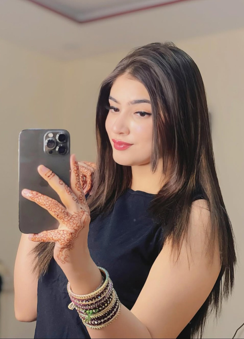 Reliable Meet Call Girls In Lado Sarai Delhi | 8588800188
