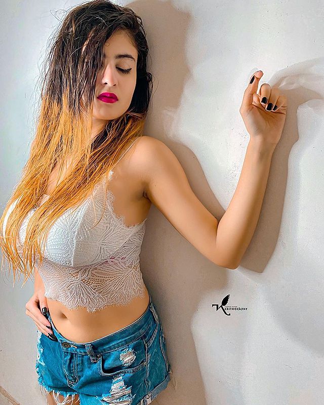 Tilak Nagar Call Girls ☎️ ((9873444404)) Low rate call girl service