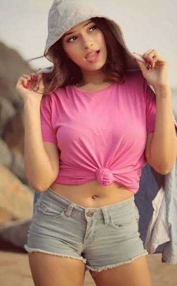 call girls in delhi Pamposh Enclave꧁☎ 70421 ✔ 04524 ꧂ESCORTS SERVICE