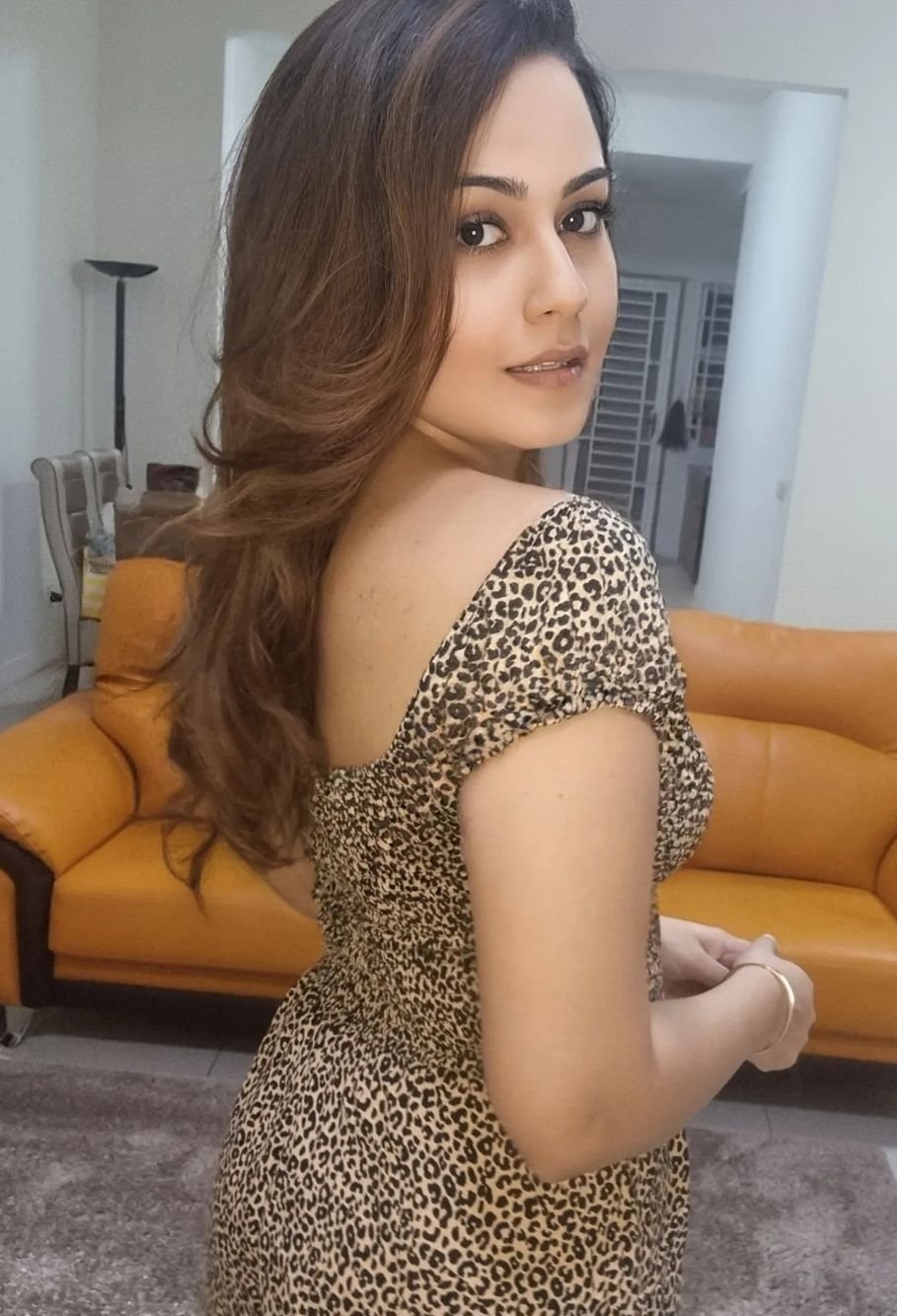 Real (Gfe) Call Girls in The Metropolitan Hotel & Spa New Delhi call me 9958560360