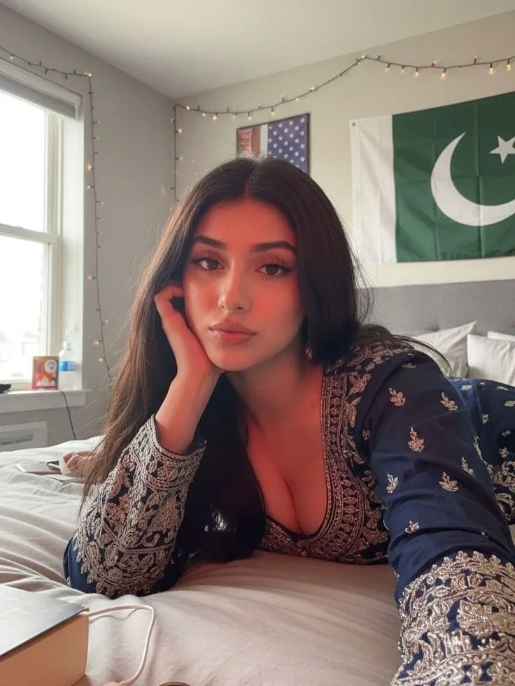 9319099832 Call Girls In North Goa Services –