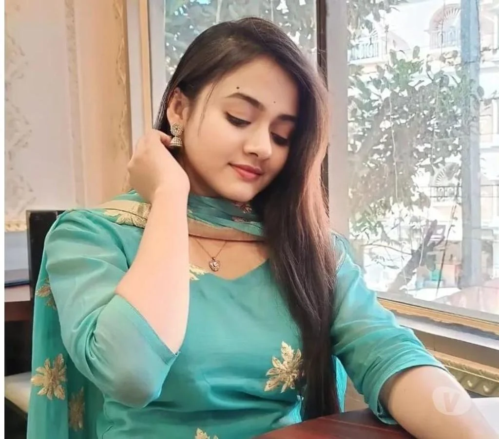 Call Girls In Noida Sector-40 ■✬→(9654824252) Escorts ꧁Service