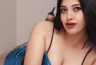 Reliable Meet Call Girls In Moolchand Delhi | 8588800188