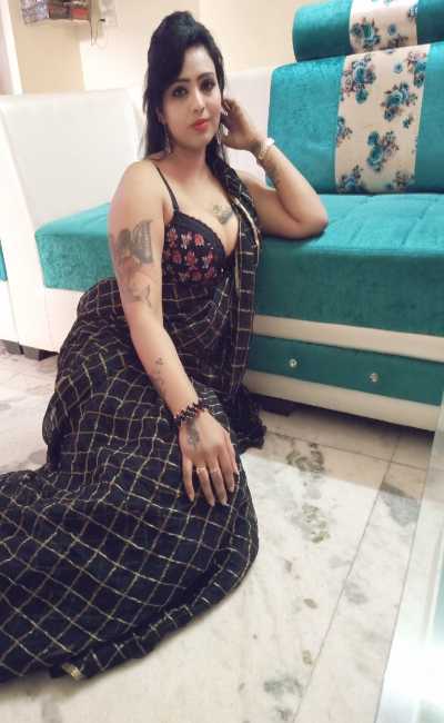Real Meet ℭaℒℒ Girls In Nehru Place (Delhi) 7303283898 EscoℝTs