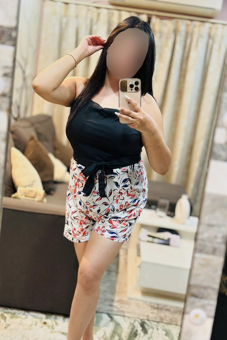 Bandra Khar Hill Road Linking Road Vip Profile Escorts service