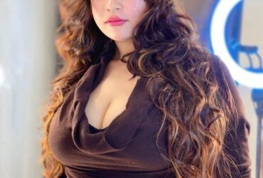 call girls in  malaviya nagar delhi 7065501582