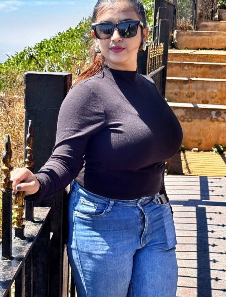 Mumbai high profile model available