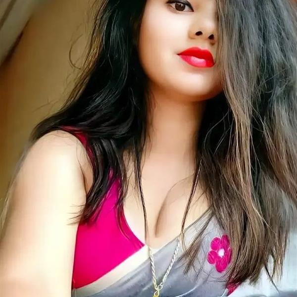 Call Girls In Saket Delhi 9217558422 Escort Service 24×7