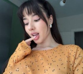 Call Girls→ In Paharganj ★9990411176★ Delhi ꧁ 24/7 Escort Service