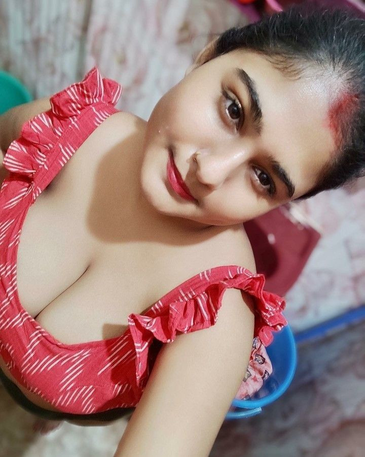Premium ℭaℒℒ ℊiℛℒs | +91⧼9958╰62╯6694⧽| Escorts Service In Adarsh Nagar