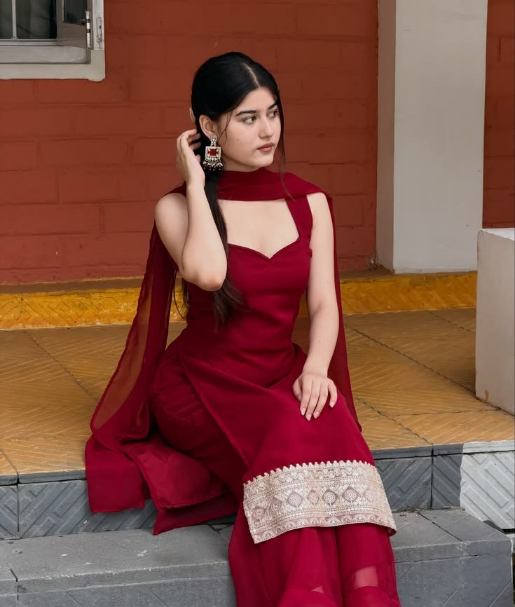 Call Girls In Kalkaji 9711800081 Escort Service