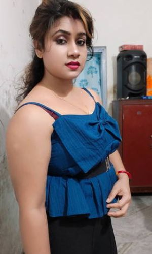 Hire ❤ Best Call Girls in Hauz Rani Delhi | 8920285992