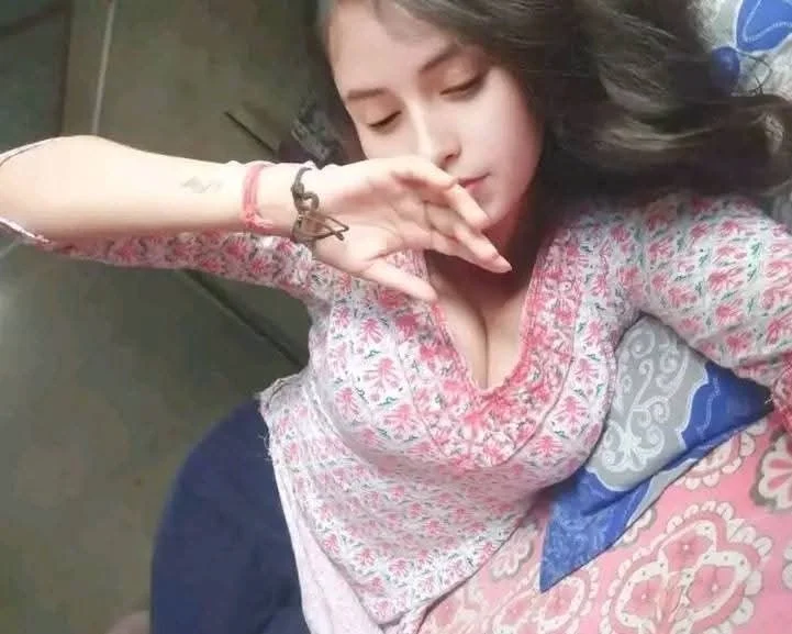 Premium ℭaℒℒ ℊiℛℒs | +91⧼9958╰62╯6694⧽| Escorts Service In Rohini Sector 18, 19