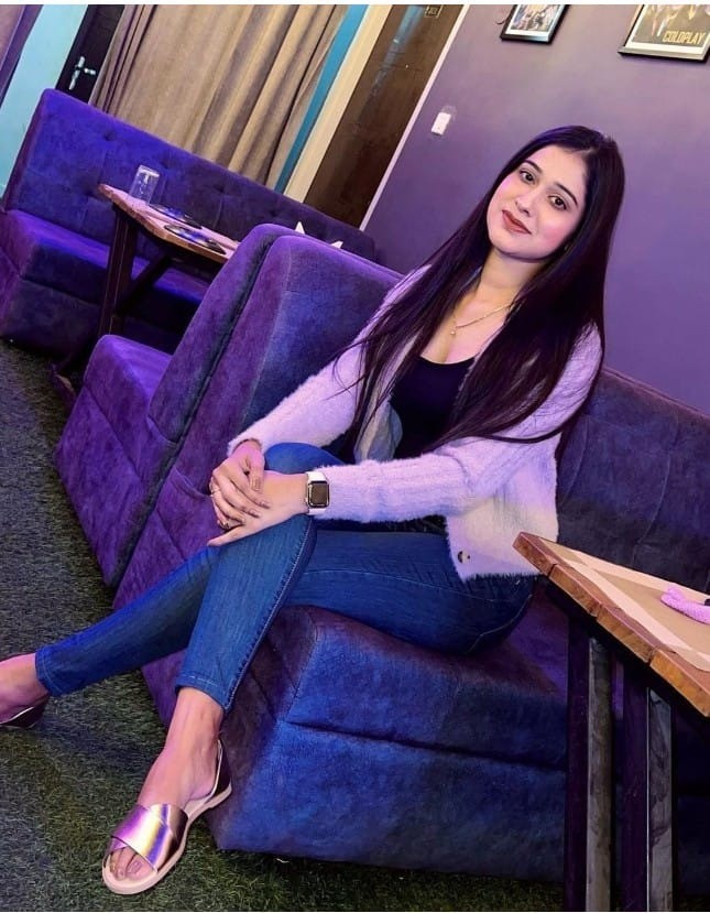 9999517912 Friends Colony Call Girls AVAILABLE GIRLS- Delhi Call Girls @5* Hotels