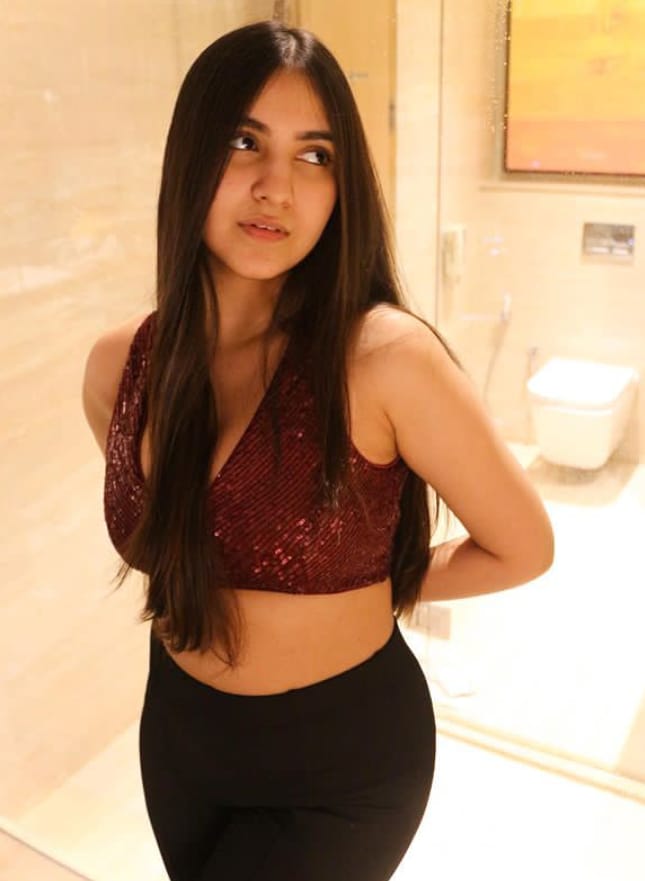 Call Girls & Escort Service In Hotel Courtyard by Marriott near Mumbai Airport