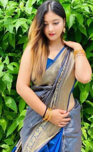 call girls in  malaviya nagar delhi 7065501582
