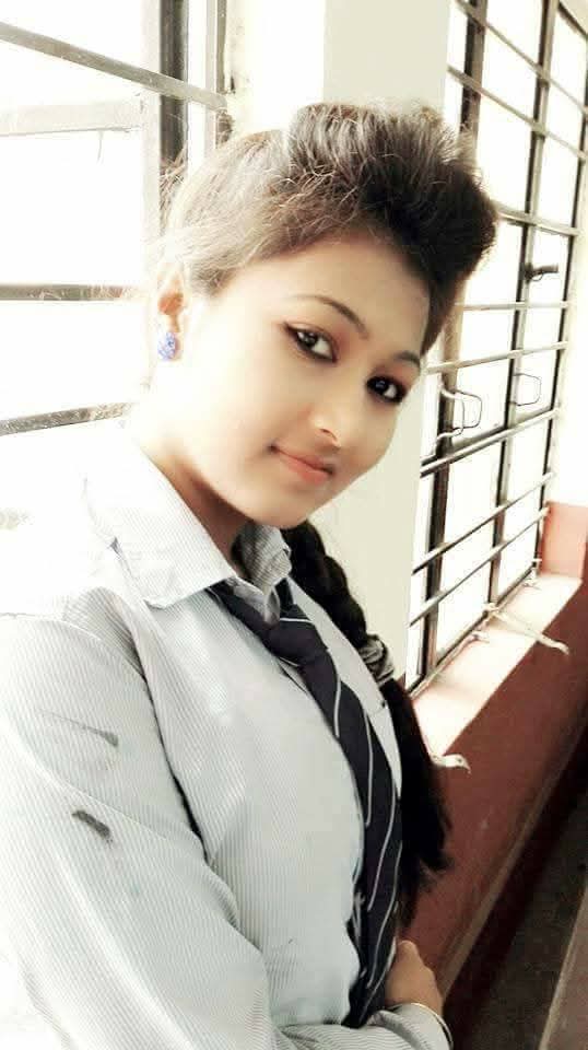 Noida Call Girls Call Naiyra 8796320577 Punjabi-Housewife