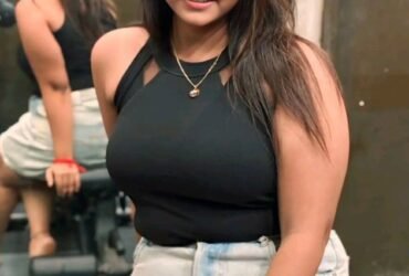 Real East Of Kailash Escorts SerVice In Delhi >༒9818667137 Call girls In Delhi