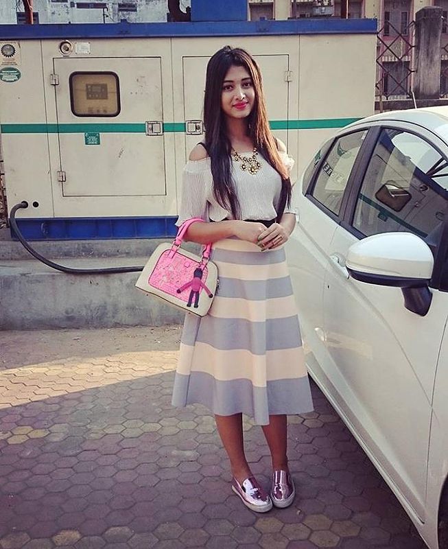 If you know the Value of luxury, then we are the Perfect for you… We offer upscale babes from Indian Bollywood industry, Tollywood and from various most popular fashion houses. Are you ready to meet out hot, spicy, mind-blowing celebrity angels in India or your city? So here you get introduced to them.