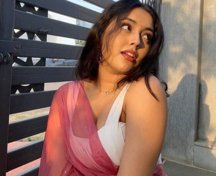 Call Girls In Delhi Pitam Pura 9711442184 Escorts Service
