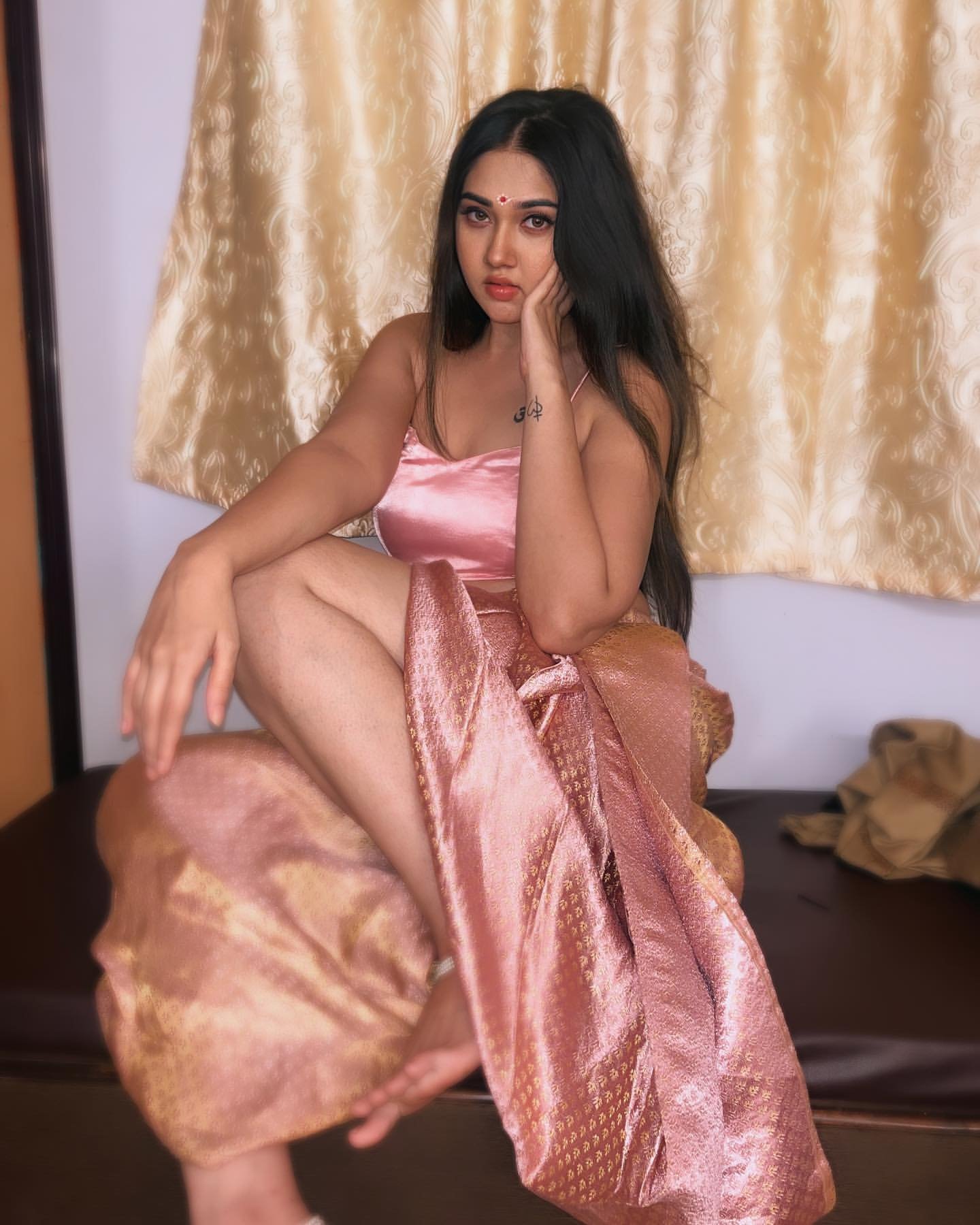 Call Girls In Alaknanda 9711800081 Escort Service
