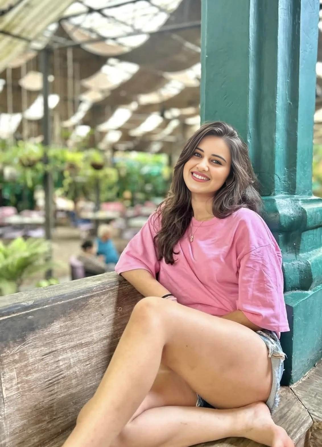 Call Girls In Jangpura ☎️ ( 8447074457 ) Delhi Women Seeking Men Dating Service