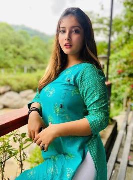 ️ ((9953525677)) ✅ Call Girls in✨East Of Kailash Delhi