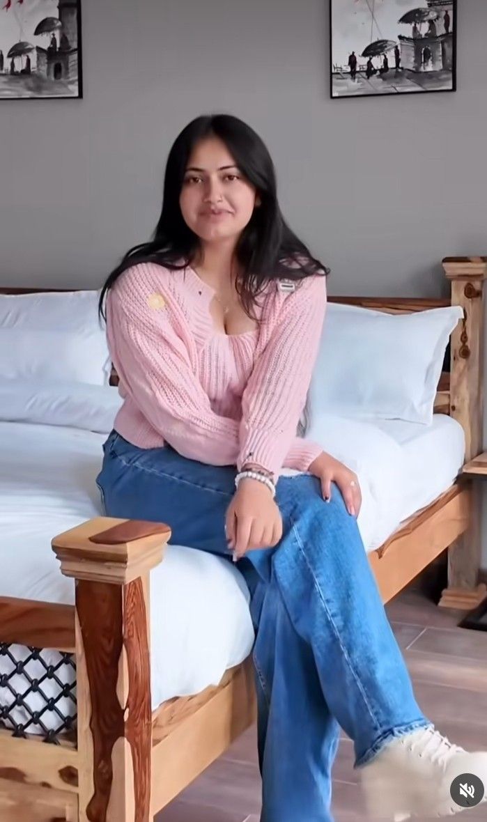 Call Girls ✌ Karol Bagh ☎ 𝟵𝟲𝟰𝟯𝟵𝟬𝟬𝟬𝟭𝟴🤽‍♂️ दिल्ली Escorts Service
