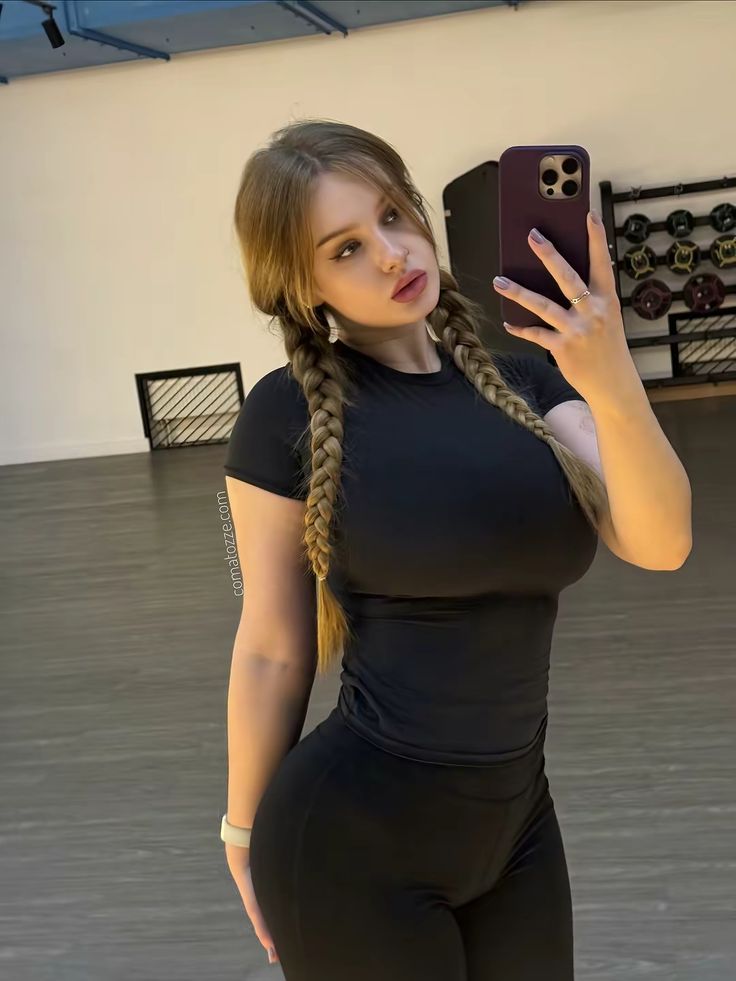 Call Girls in Delhi Dhaula Kuan 8447389422 ESCORT