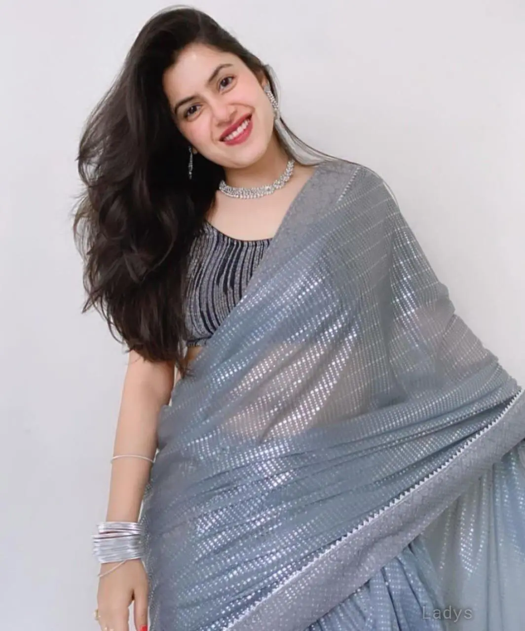 Call Girls In_ Botanical Garden _ 9990431115 Female Escorts ServiCe