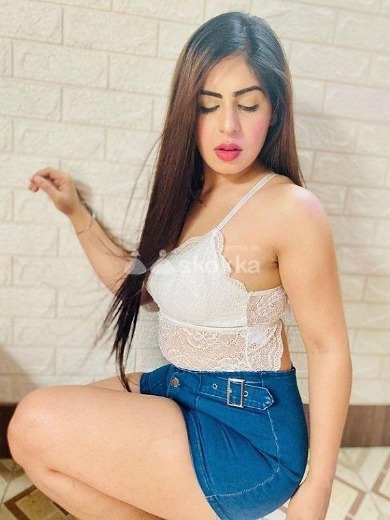 Call Girls In Gaur City Mall 9911401116 ❤꧂Female Escorts ServiCe Delhi NCR