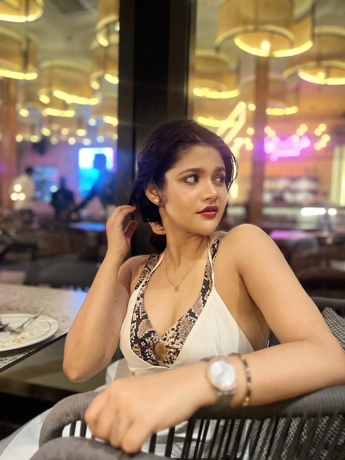 Low budget Call girls in Saket, Delhi +91 9319099832 from