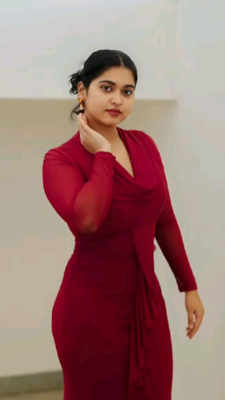 Call Girls In Noida sector 4 ☎️ – 8447074457, Delhi Women Seeking Men Dating Service